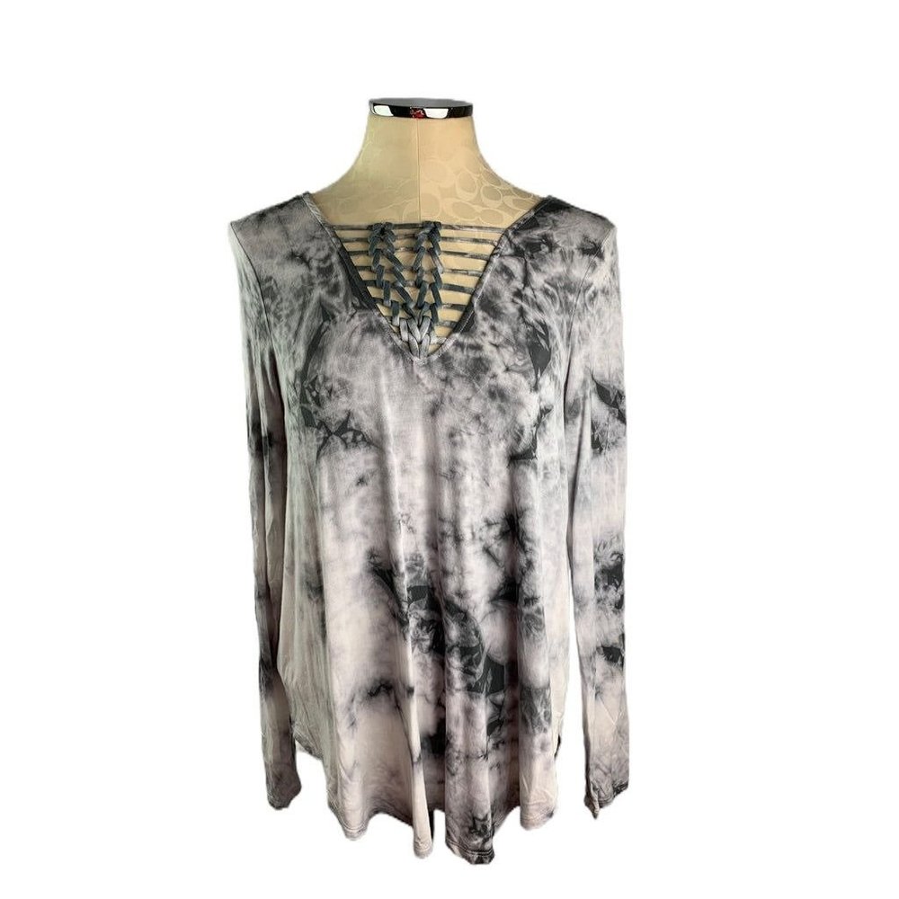 Medium American Eagle Soft & Sexy Long Sleeve Tshirt Women's Gray Laced Neckline